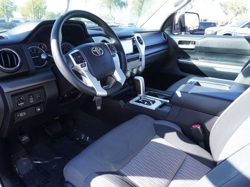Used 2015 Toyota Tundra SR5 image 17