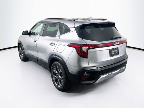 Used 2024 Kia Seltos S image 5