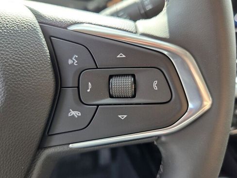 New 2026 Chevrolet Trax LT w/ Sunroof Package FWD image 30