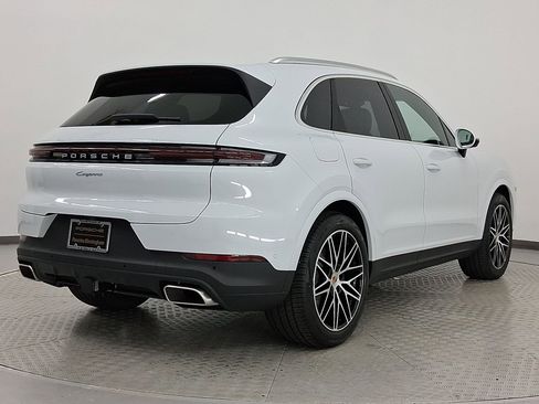 New 2026 Porsche Cayenne image 9