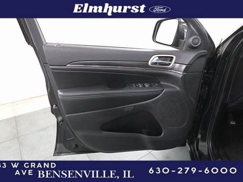 Used 2015 Jeep Grand Cherokee Limited w/ Luxury Group II image 8