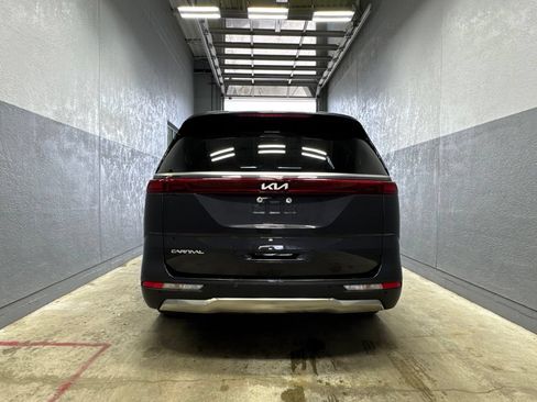 Used 2024 Kia Carnival SX FWD image 29