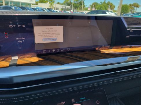 New 2026 Cadillac Escalade Platinum Sport w/ LPO, ONYX Package AWD/4WD image 26