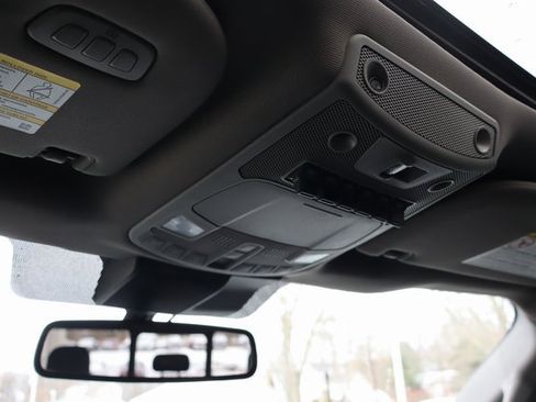 Used 2020 Ford F350 Lariat image 33