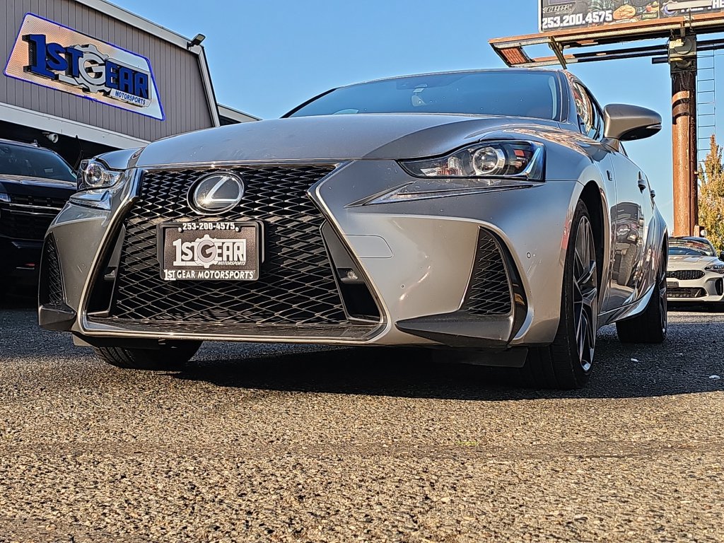 Used 2018 Lexus IS 300 AWD image 10