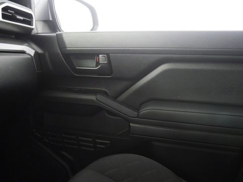 Used 2024 Toyota Tacoma SR5 w/ SR5 Upgrade Package image 27