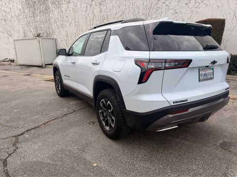 Used 2026 Chevrolet Equinox ACTIV w/ Convenience Package III image 3