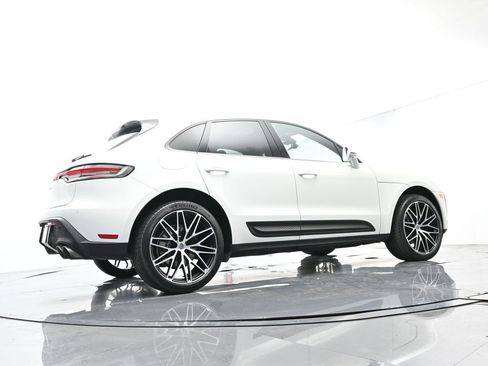 Certified 2022 Porsche Macan image 53