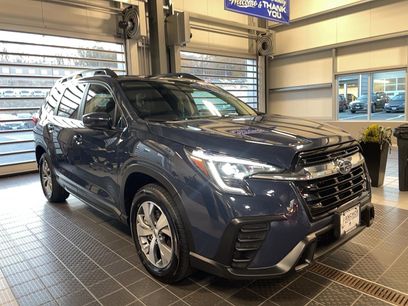 Used 2024 Subaru Ascent Premium w/ Convenience Package