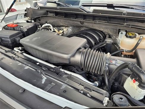 Used 2023 GMC Yukon SLT image 27