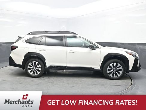 Used 2023 Subaru Outback Limited AWD/4WD image 9