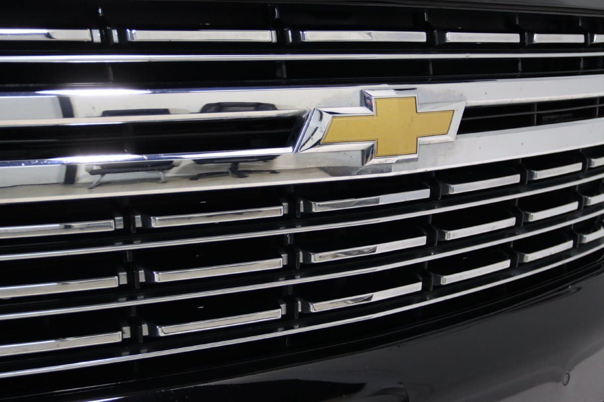 Used 2023 Chevrolet Tahoe Premier AWD/4WD image 28