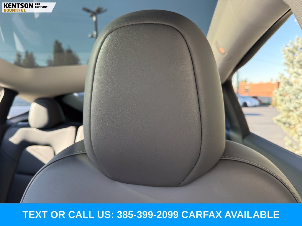 Used 2023 Tesla Model Y Performance AWD/4WD image 25