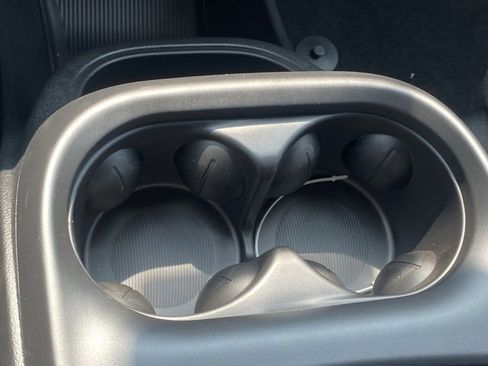 New 2026 Chrysler Pacifica Select image 27