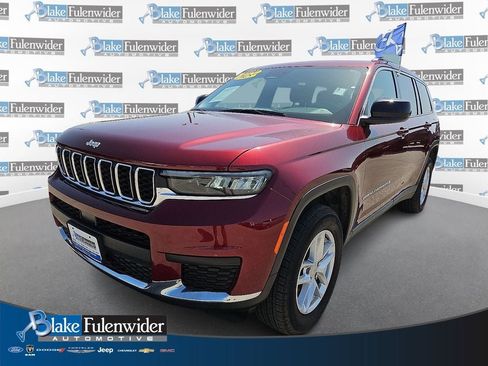 Used 2025 Jeep Grand Cherokee L Laredo AWD/4WD image 1