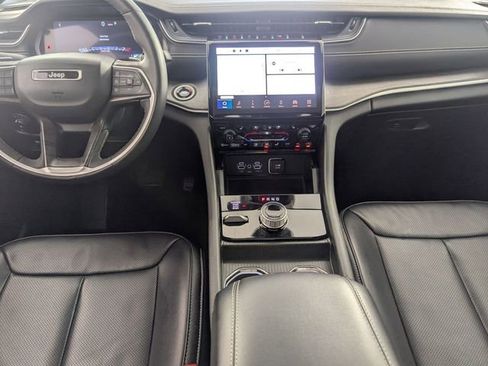 Used 2024 Jeep Grand Cherokee L Limited w/ Luxury Tech Group II AWD/4WD image 26