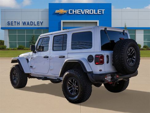 Used 2024 Jeep Wrangler Unlimited Rubicon image 5