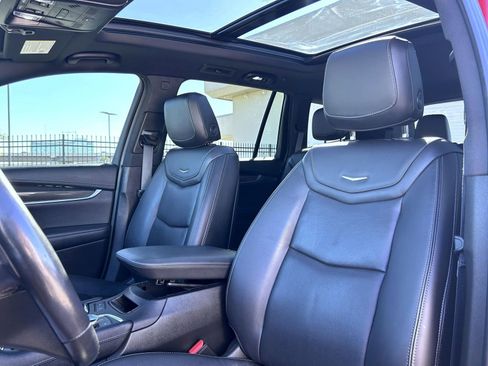 Certified 2023 Cadillac XT6 Sport w/ Technology Package image 17