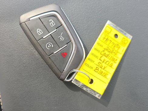 Used 2024 Cadillac Lyriq Tech RWD image 23
