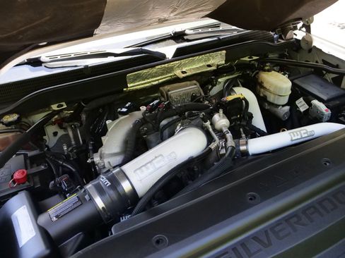 Used 2019 Chevrolet Silverado 3500 High Country w/ Duramax Plus Package AWD/4WD image 50