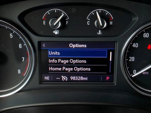 Used 2021 Buick Enclave Premium w/ Surround and Sites Package AWD/4WD image 39
