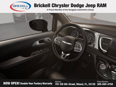 New 2026 Chrysler Pacifica Select image 13