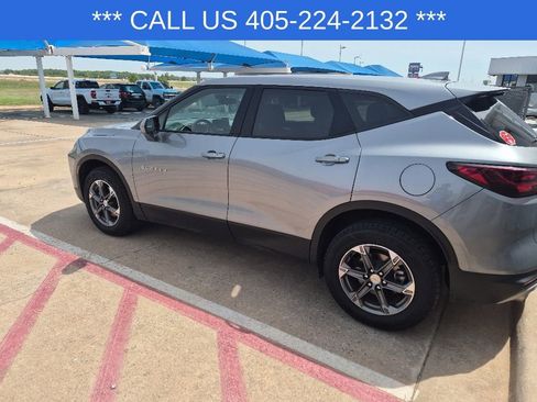 Used 2025 Chevrolet Blazer LT AWD/4WD image 7
