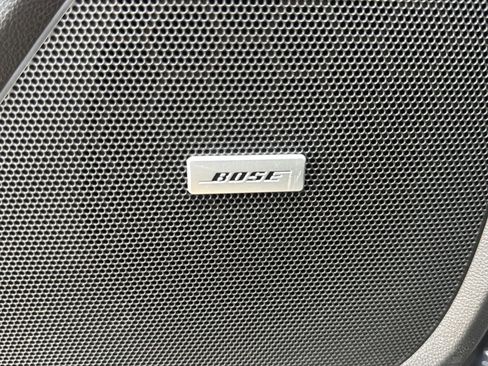 Used 2023 Chevrolet Traverse High Country image 18