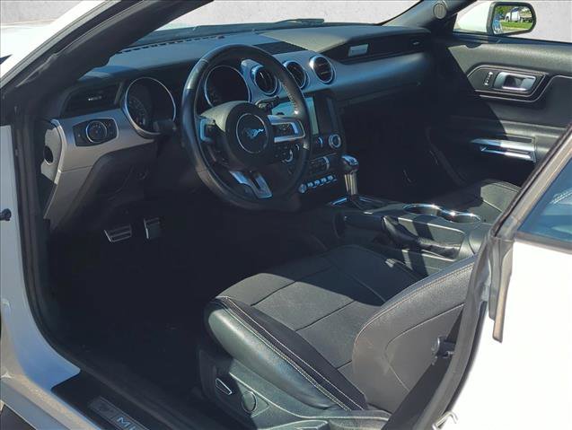 Used 2018 Ford Mustang GT Premium RWD image 11