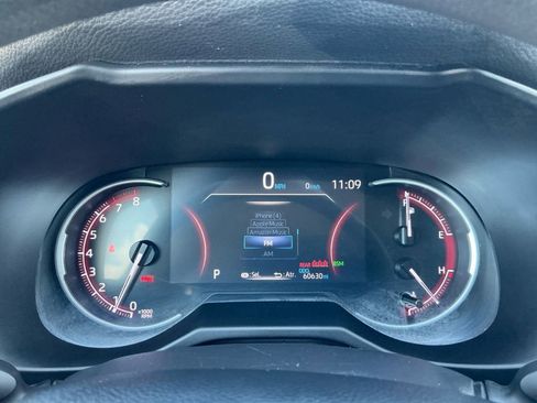 Used 2024 Toyota RAV4 XLE FWD image 23