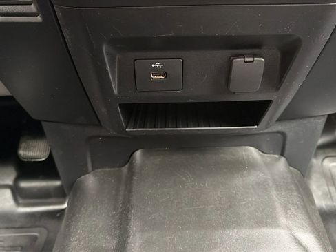 Used 2020 Ford F150 XL w/ Equipment Group 101A Mid AWD/4WD image 18