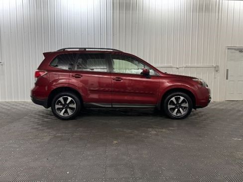 Used 2017 Subaru Forester 2.5i Limited image 27