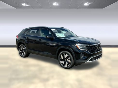New 2026 Volkswagen Atlas Cross Sport SE image 6