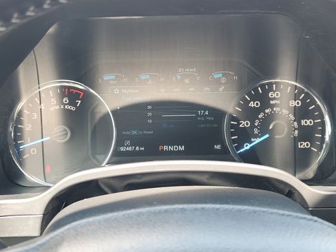 Used 2018 Ford F150 Lariat w/ Equipment Group 502A Luxury AWD/4WD image 16