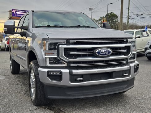 Used 2020 Ford F250 Platinum w/ FX4 Off-Road Package image 5