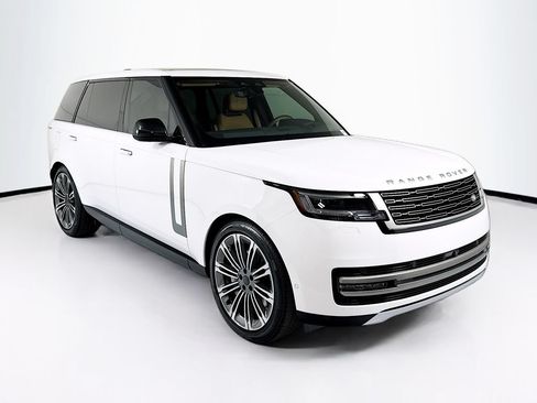 New 2026 Land Rover Range Rover Long Wheelbase SE AWD/4WD image 3