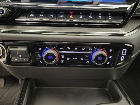 New 2026 Chevrolet Silverado 1500 ZR2 image 10