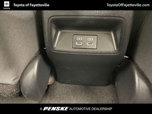 Used 2024 Toyota Corolla LE image 38