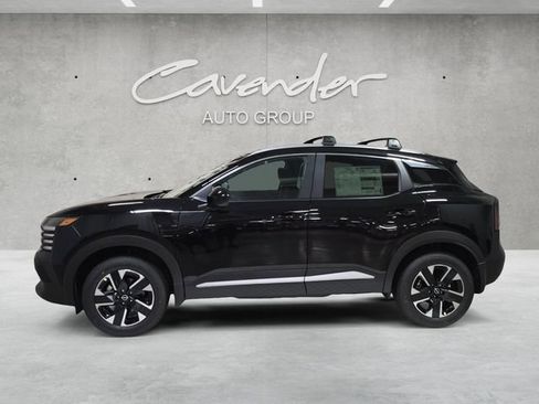 New 2026 Nissan Kicks SV AWD/4WD image 13