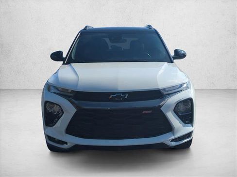 Used 2021 Chevrolet TrailBlazer RS w/ Technology Package image 2