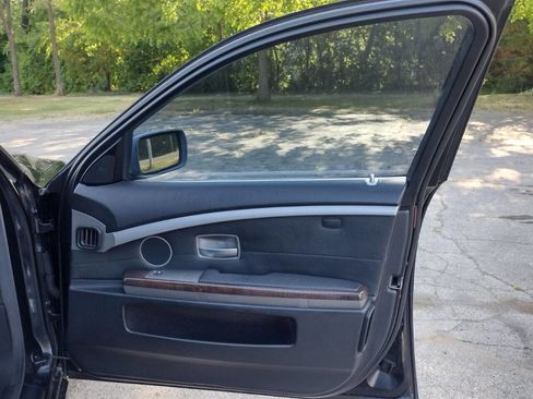Used 2006 BMW 750Li 750Li 4dr Sedan RWD image 9