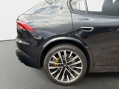 Used 2023 Maserati Grecale Modena AWD/4WD image 14