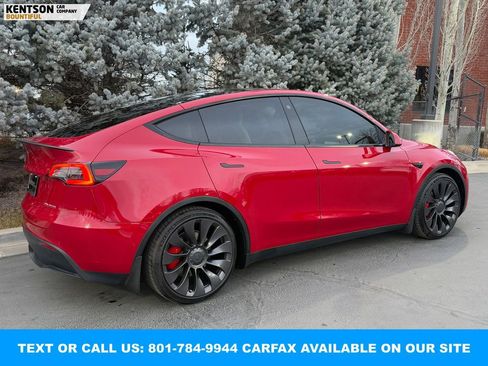 Used 2022 Tesla Model Y Performance image 10