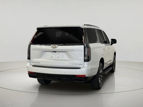 Used 2023 Cadillac Escalade Sport Platinum image 9