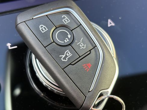 New 2026 Cadillac Escalade IQL Luxury image 38