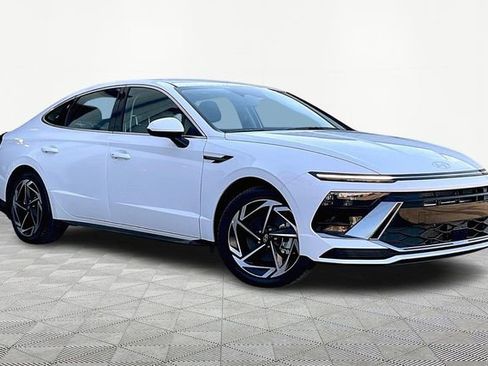 New 2026 Hyundai Sonata SEL image 1