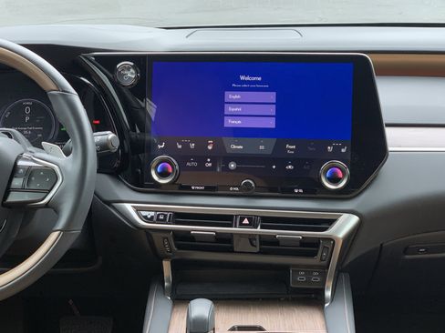 Used 2024 Lexus RX 350 w/ Convenience Package image 31