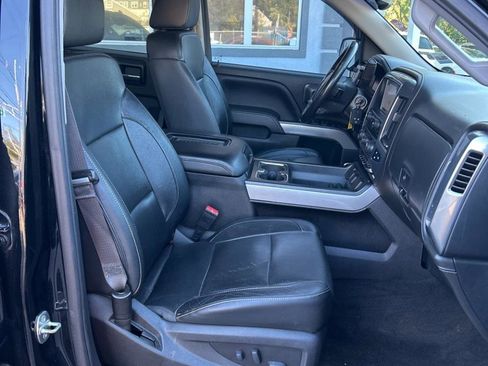 Used 2017 Chevrolet Silverado 1500 LTZ Z71 w/ LTZ Plus Package AWD/4WD image 23