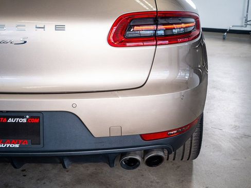 Used 2016 Porsche Macan S image 28