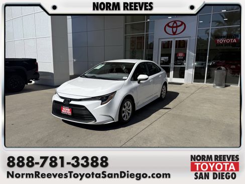 Certified 2026 Toyota Corolla LE image 1